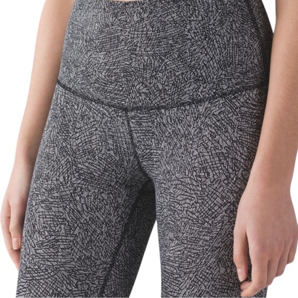 Lululemon Wunder Under Low-Rise Tight 28" leggings - Picture 6 of 12